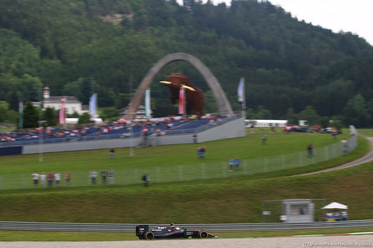 GP AUSTRIA, 19.06.2015- Prove Libere 1,  Jenson Button (GBR) McLaren Honda MP4-30