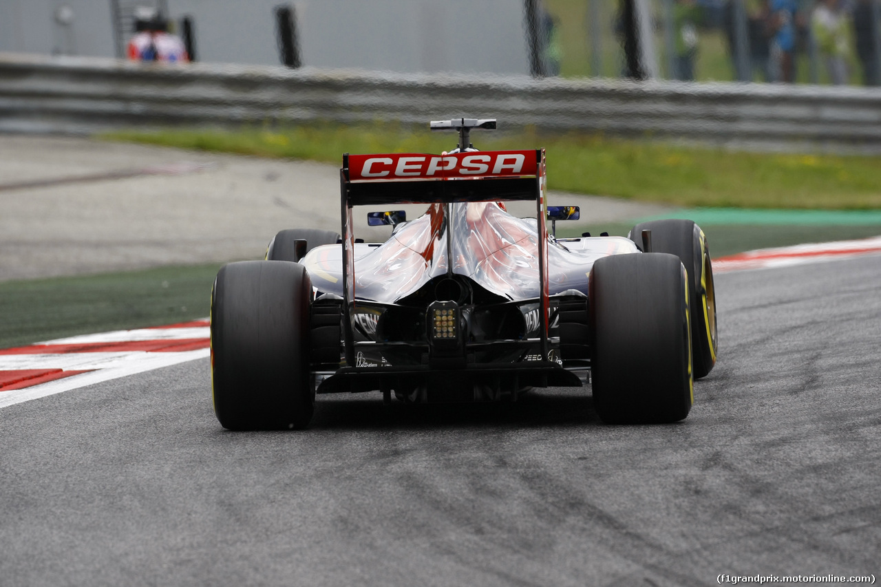 GP AUSTRIA, 19.06.2015- Prove Libere 2, Max Verstappen (NED) Scuderia Toro Rosso STR10