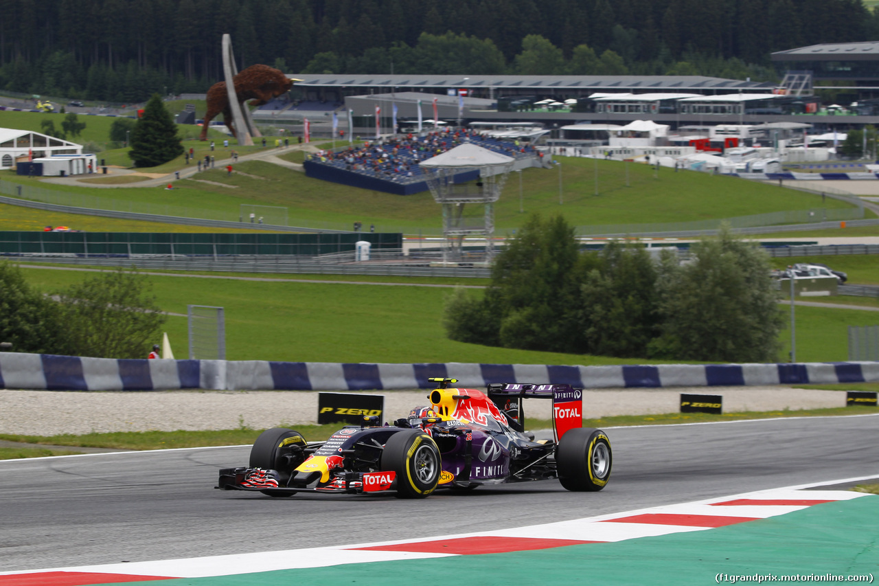 GP AUSTRIA, 19.06.2015- Prove Libere 2, Daniil Kvyat (RUS) Red Bull Racing RB11