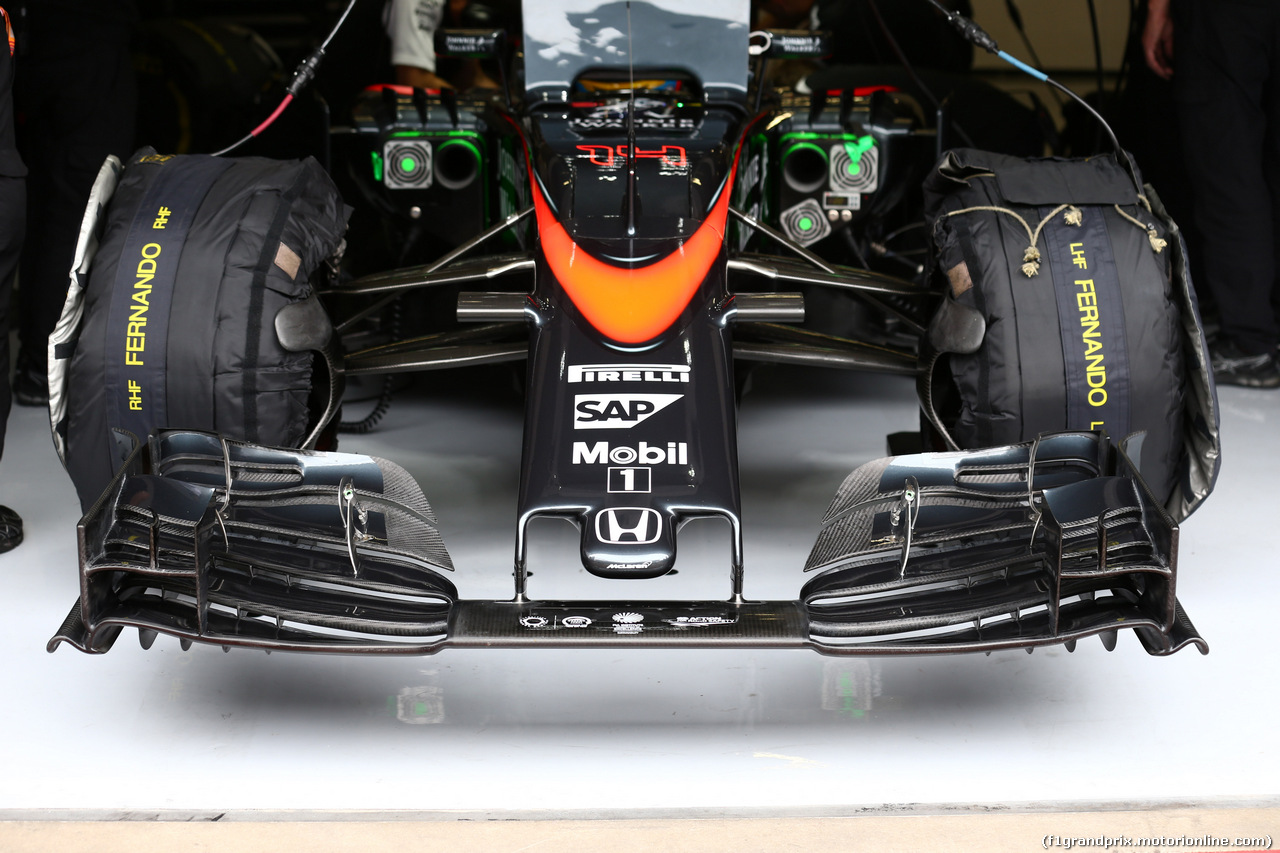 GP AUSTRIA, 19.06.2015- Prove Libere 2, the new McLaren Honda MP4-30 Frontal Wing