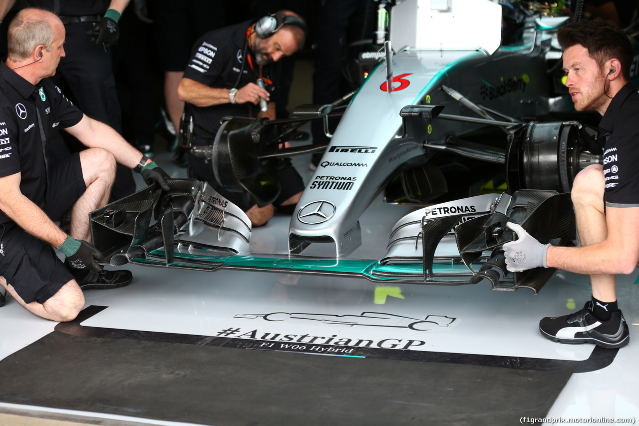 GP AUSTRIA, 19.06.2015- Prove Libere 1, Nico Rosberg (GER) Mercedes AMG F1 W06