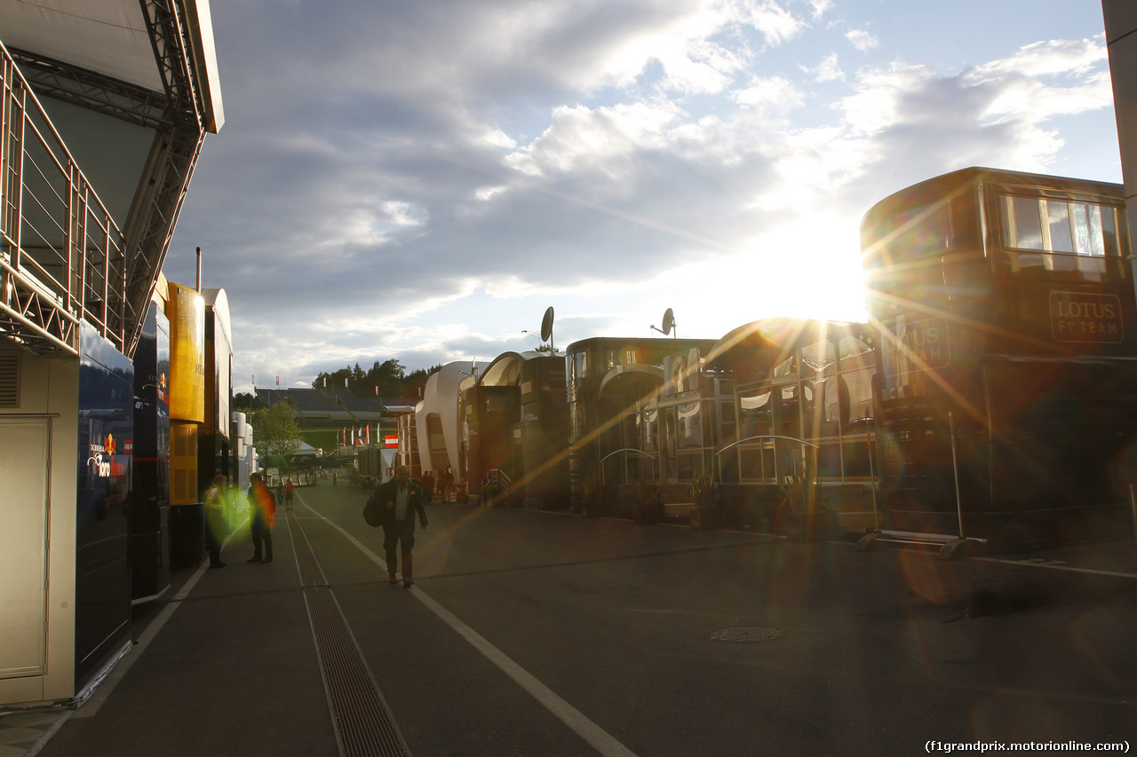 GP AUSTRIA, 19.06.2015- Paddock Atmosphere