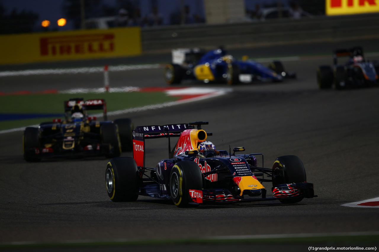 GP BAHRAIN, 19.04.2015 - Gara, Daniel Ricciardo (AUS) Red Bull Racing RB11