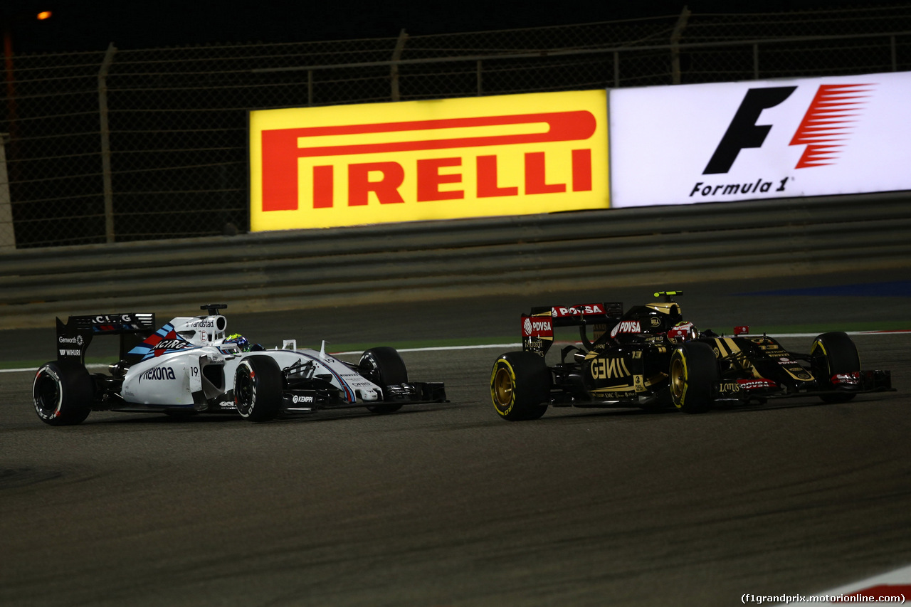 GP BAHRAIN, 19.04.2015 - Gara, Felipe Massa (BRA) Williams F1 Team FW37 e Pastor Maldonado (VEN) Lotus F1 Team E23