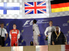 GP BAHRAIN, 19.04.2015 - Gara, 1st position Lewis Hamilton (GBR) Mercedes AMG F1 W06, secondo Kimi Raikkonen (FIN) Ferrari SF15-T e terzo Nico Rosberg (GER) Mercedes AMG F1 W06