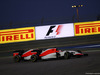 GP BAHRAIN, 19.04.2015 - Gara, Roberto Merhi (ESP) Manor Marussia F1 Team e William Stevens (GBR) Manor Marussia F1 Team