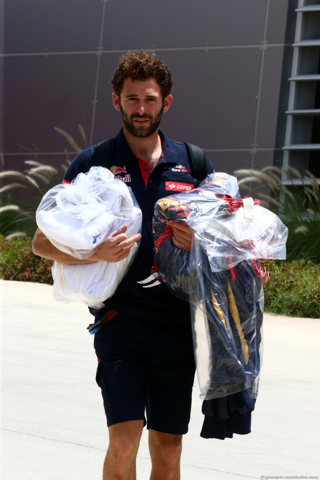 GP BAHRAIN, 16.04.2015 - Mechanic Toro Rosso