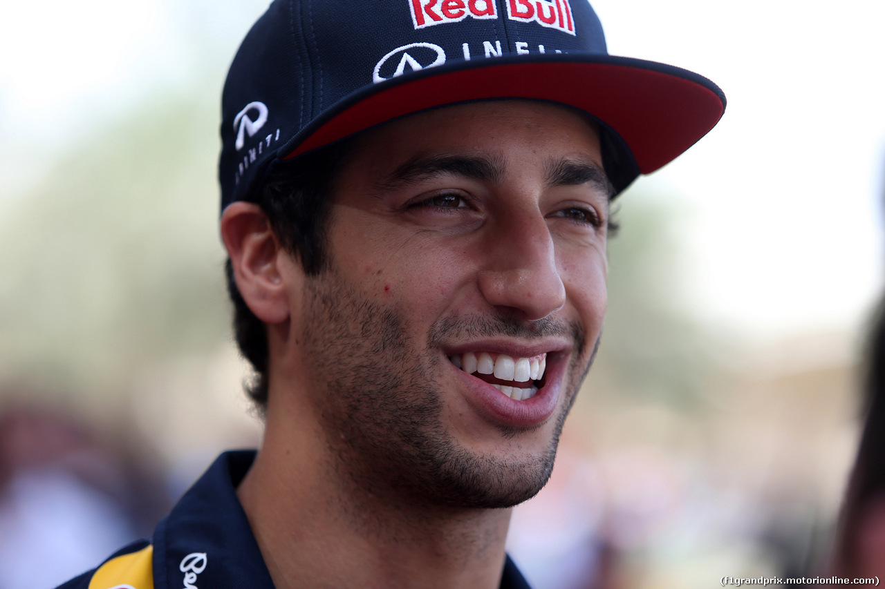 GP BAHRAIN, 16.04.2015 - Daniel Ricciardo (AUS) Red Bull Racing RB11