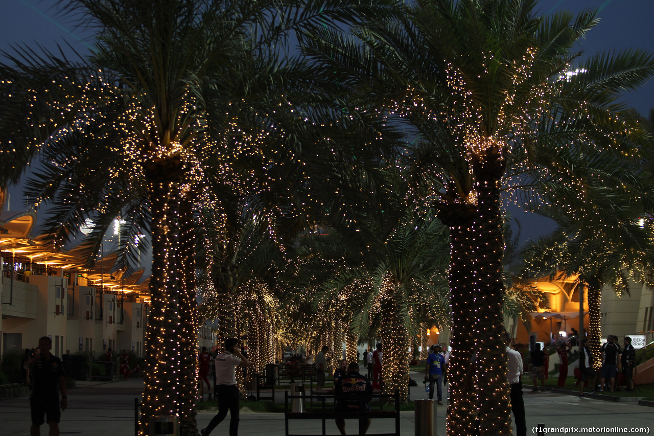 GP BAHRAIN, 16.04.2015 - The paddock