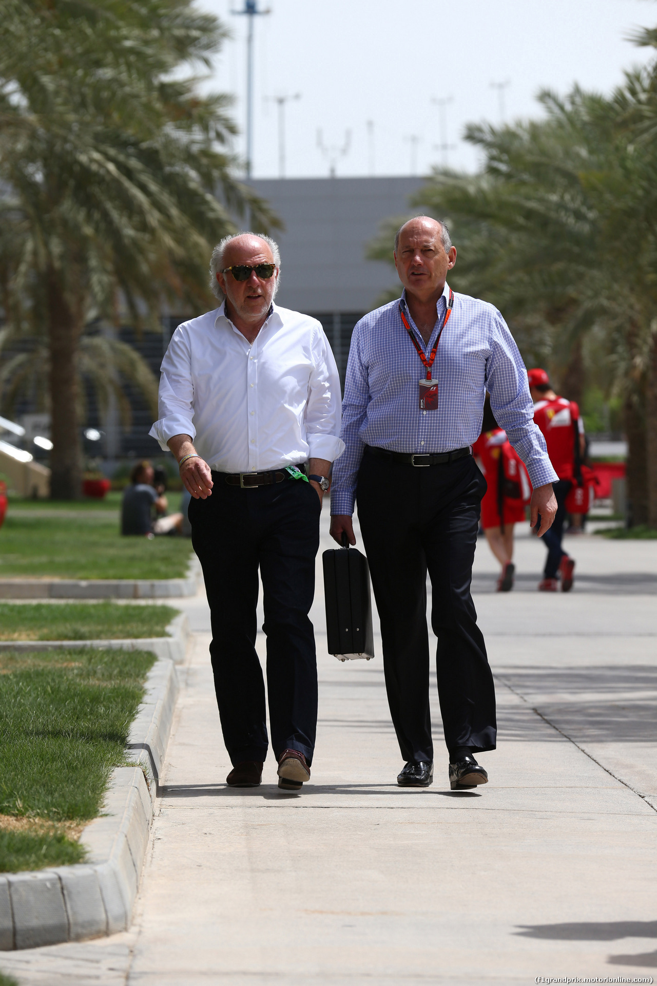GP BAHRAIN, 18.04.2015 - David Richards e Ron Dennis (GBR) McLaren Executive Chairman