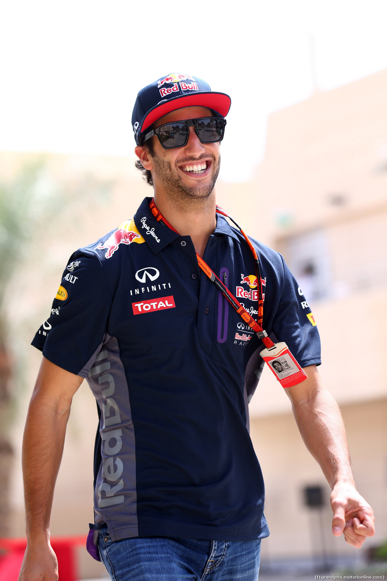 GP BAHRAIN, 18.04.2015 - Daniel Ricciardo (AUS) Red Bull Racing RB11