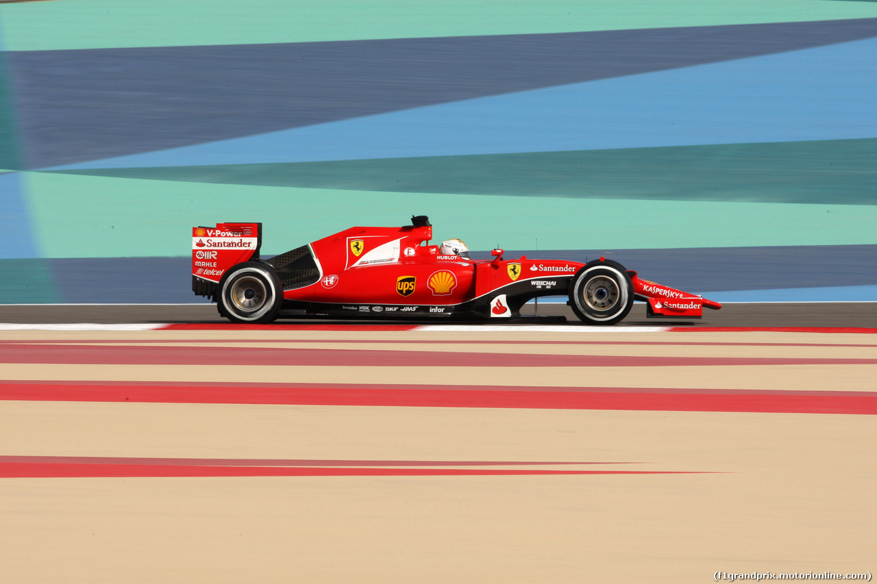 GP BAHRAIN, 18.04.2015 - Prove Libere 3, Sebastian Vettel (GER) Ferrari SF15-T