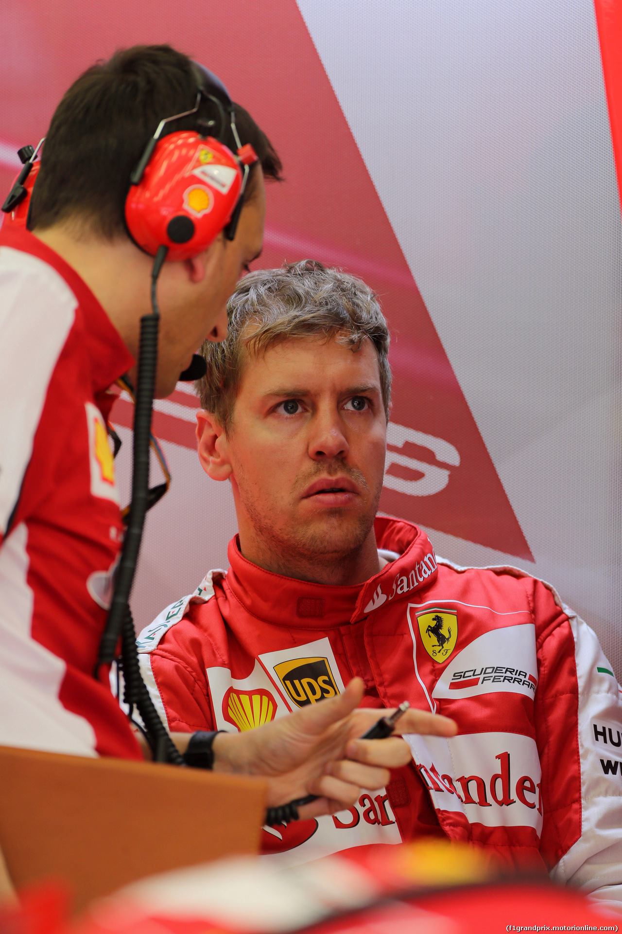 GP BAHRAIN, 18.04.2015 - Prove Libere 3, Sebastian Vettel (GER) Ferrari SF15-T