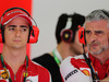 GP BAHRAIN, 18.04.2015 - Free Practice 3, Esteban Gutierrez (MEX) Ferrari Test e Reserve Driver e Maurizio Arrivabene (ITA) Ferrari Team Principal