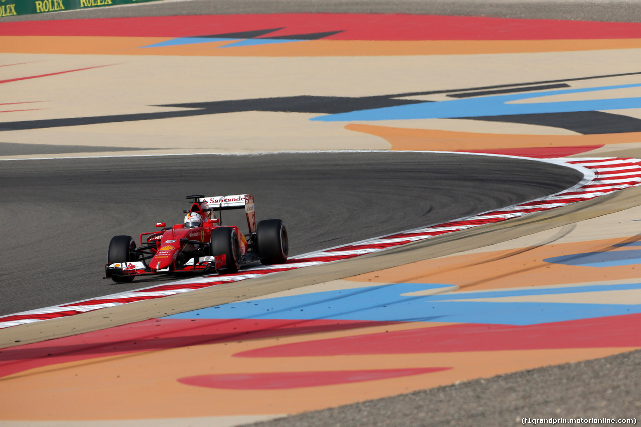 GP BAHRAIN, 17.04.2015 - Prove Libere 1, Sebastian Vettel (GER) Ferrari SF15-T