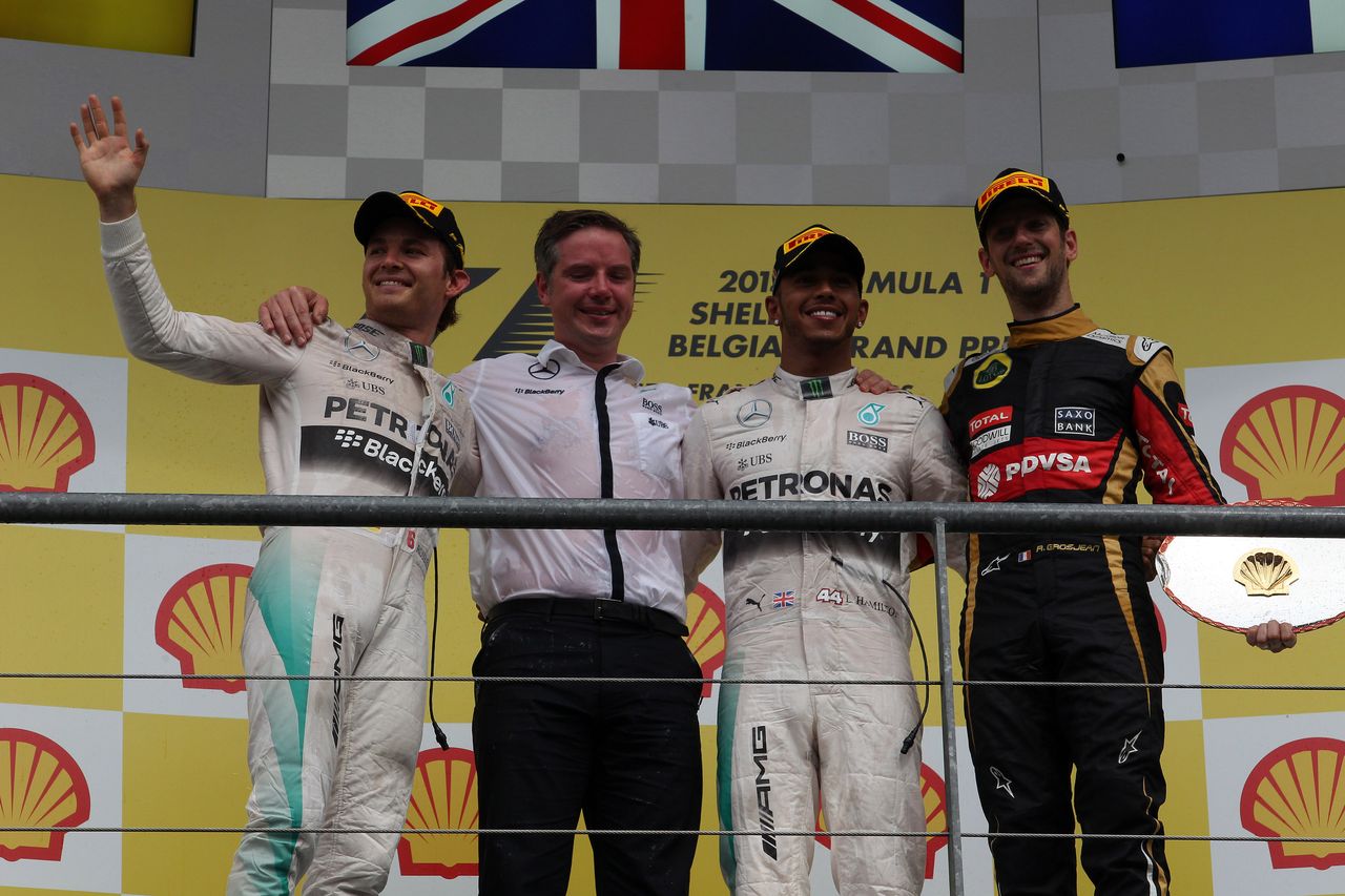 GP BELGIO, 23.08.2015 - Gara, 1st position Lewis Hamilton (GBR) Mercedes AMG F1 W06, secondo Nico Rosberg (GER) Mercedes AMG F1 W06 e terzo Romain Grosjean (FRA) Lotus F1 Team E23
