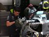 GP BELGIO, 21.08.2015 - Free Practice 2, Mechanic Mercedes works on the car