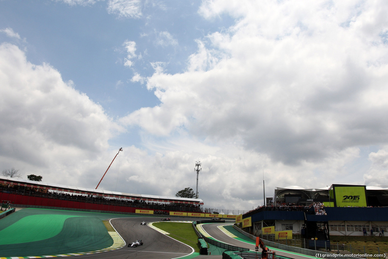 GP BRASILE, 15.11.2015 - Gara, Valtteri Bottas (FIN) Williams F1 Team FW37