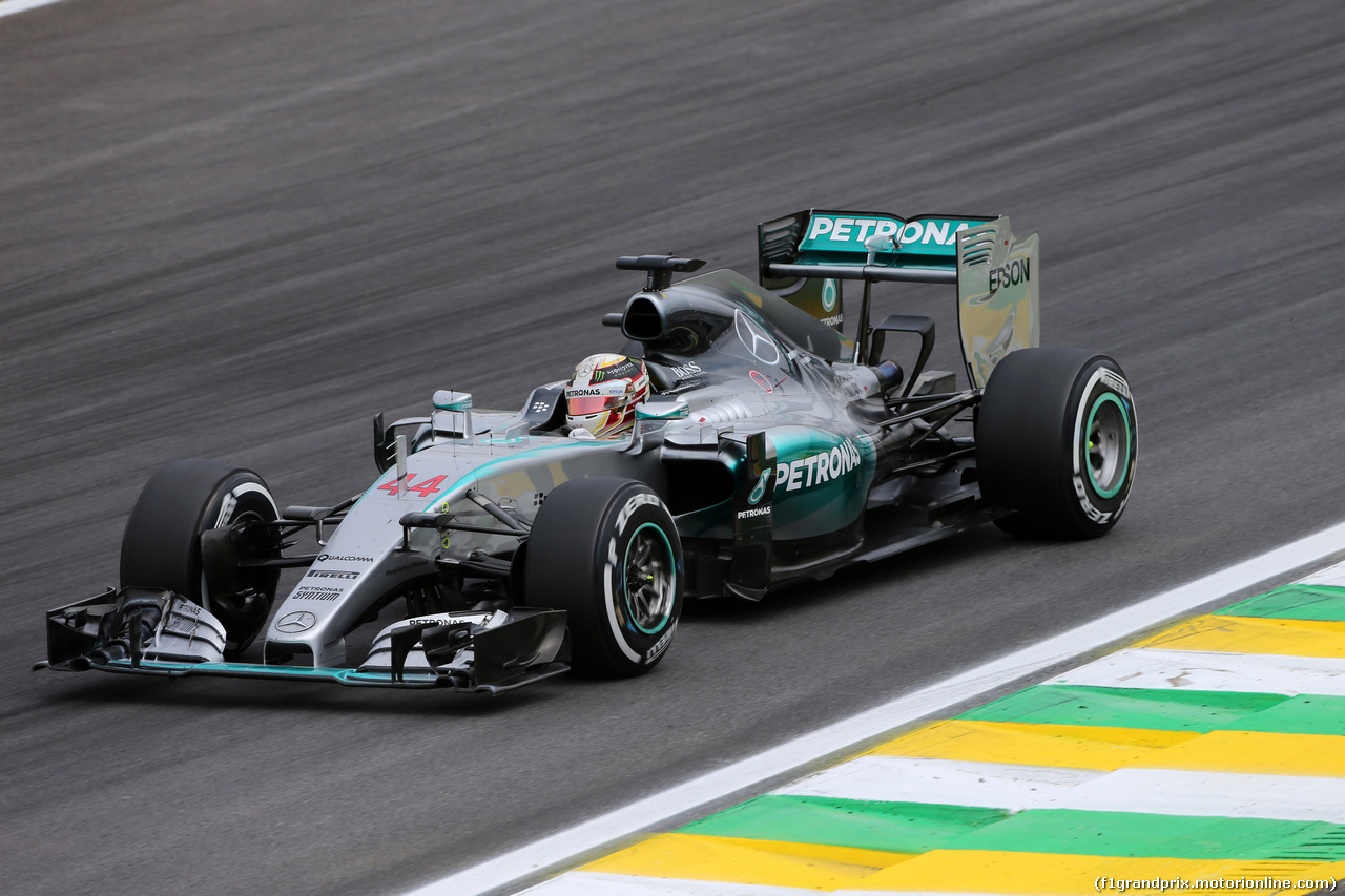 GP BRASILE, 15.11.2015 - Gara, Lewis Hamilton (GBR) Mercedes AMG F1 W06