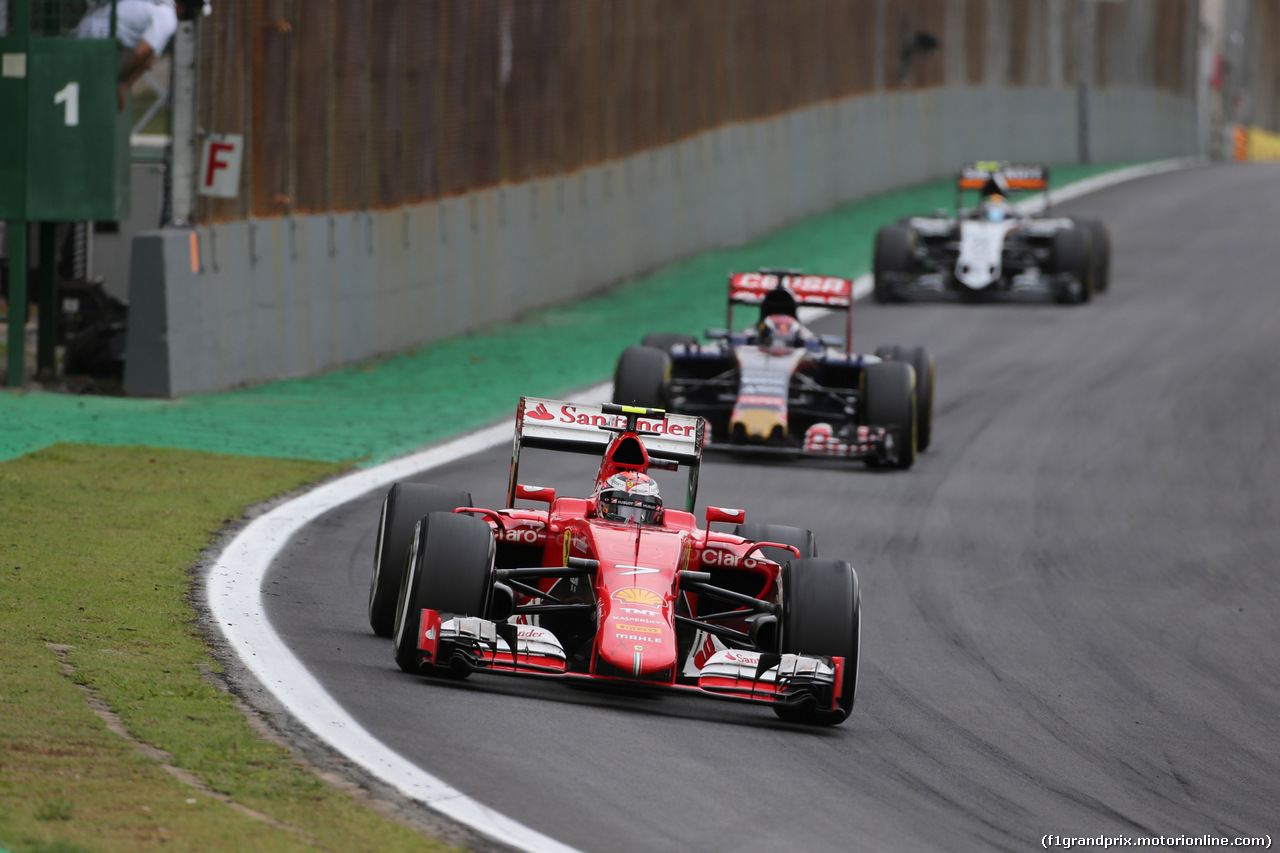 GP BRASILE, 15.11.2015 - Gara, Kimi Raikkonen (FIN) Ferrari SF15-T