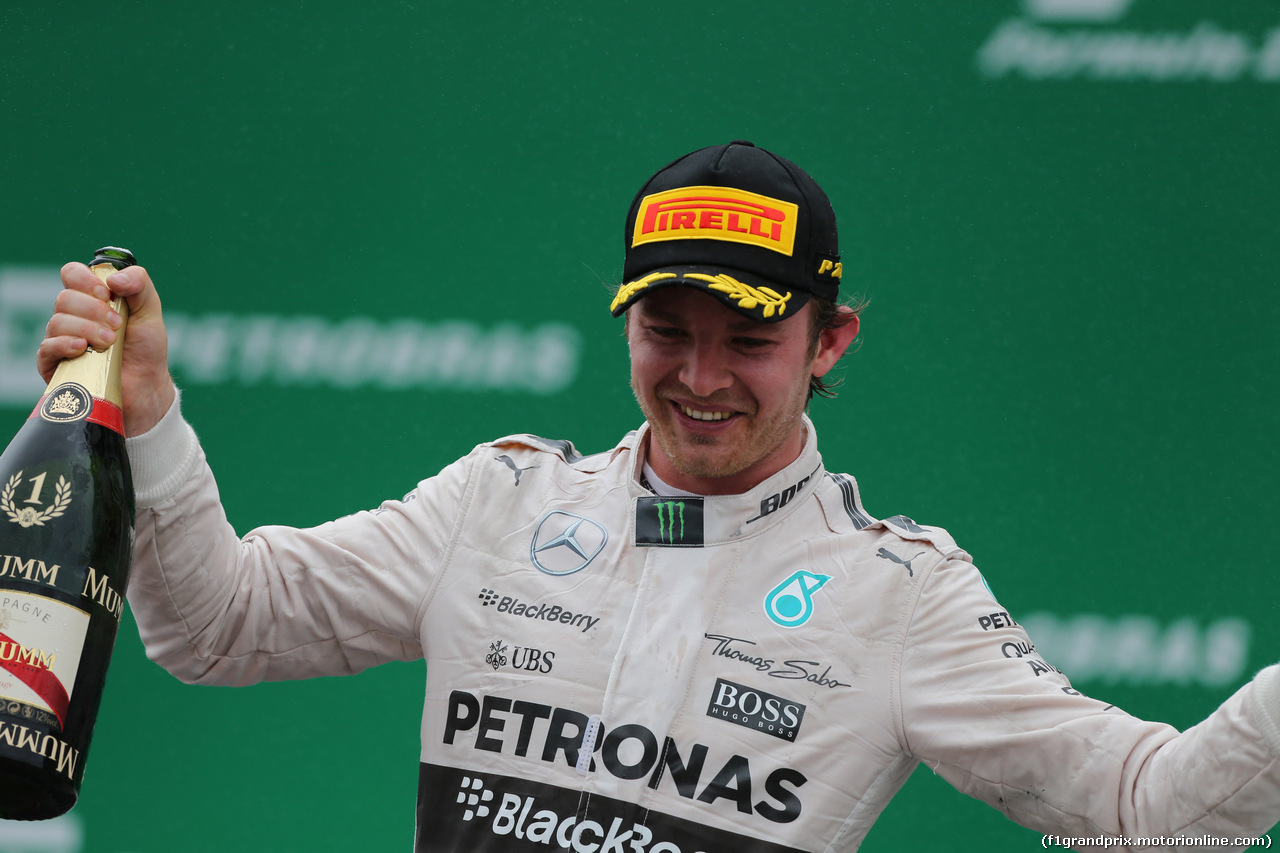 GP BRASILE, 15.11.2015 - Gara, Nico Rosberg (GER) Mercedes AMG F1 W06 vincitore