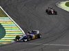 GP BRASILE, 15.11.2015 - Gara, Felipe Nasr (BRA) Sauber C34 davanti a Jenson Button (GBR)  McLaren Honda MP4-30.