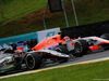 GP BRASILE, 15.11.2015 - Gara, Nico Hulkenberg (GER) Sahara Force India F1 VJM08 e Alexander Rossi (USA) Manor Marussia F1 Team