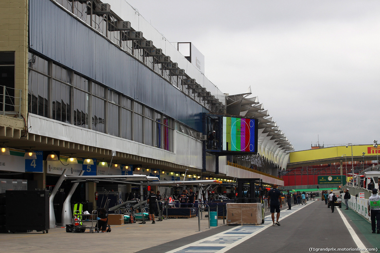 GP BRASILE, 12.11.2015 - New paddock