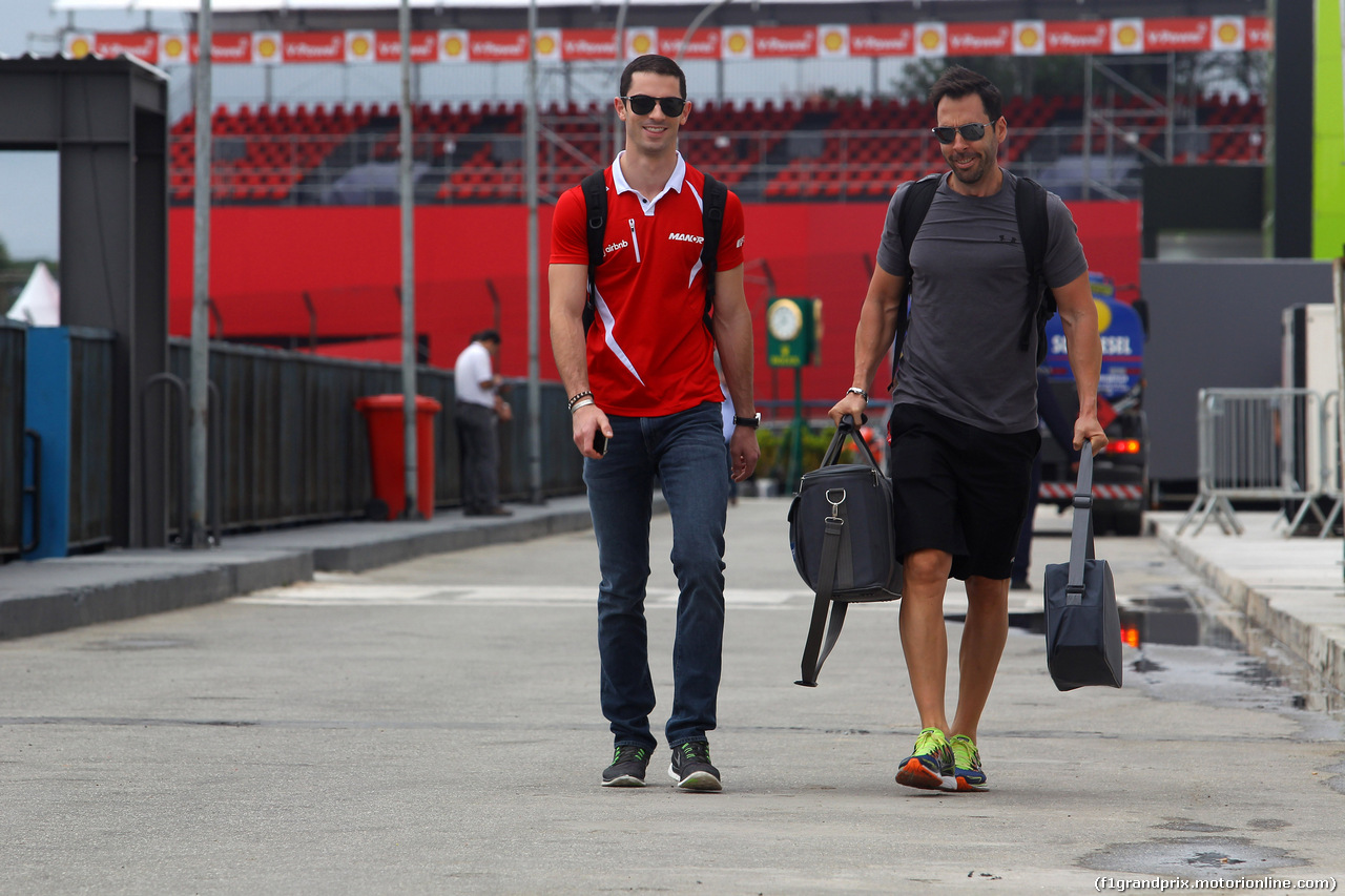 GP BRASILE, 12.11.2015 - Alexander Rossi (USA) Manor Marussia F1 Team