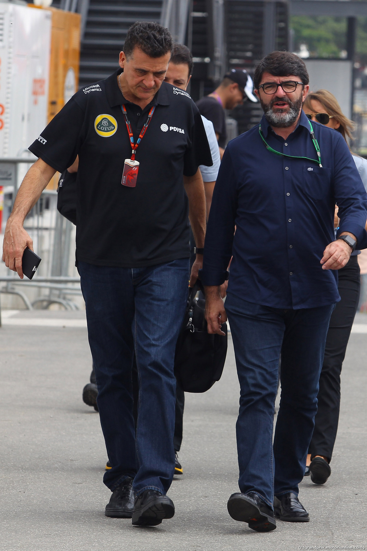 GP BRASILE, 12.11.2015- (L-R) Federico Gastaldi (ARG) Lotus F1 Team Deputy Team Principal e Luis Garcia Abad (ESP), manager of Fernando Alonso (ESP)