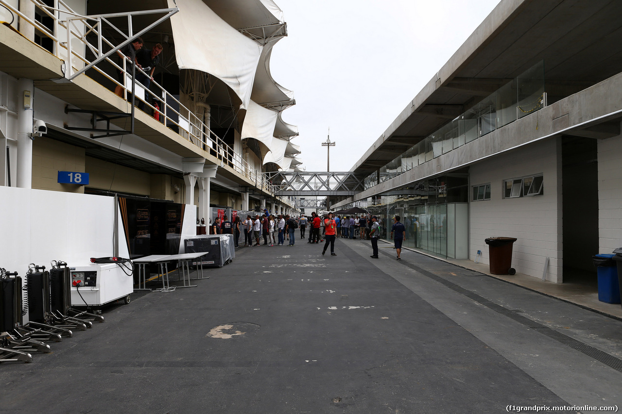 GP BRASILE, 12.11.2015 - New paddock