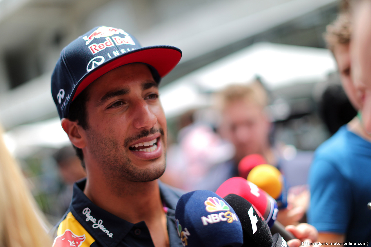 GP BRASILE, 12.11.2015 - Daniel Ricciardo (AUS) Red Bull Racing RB11