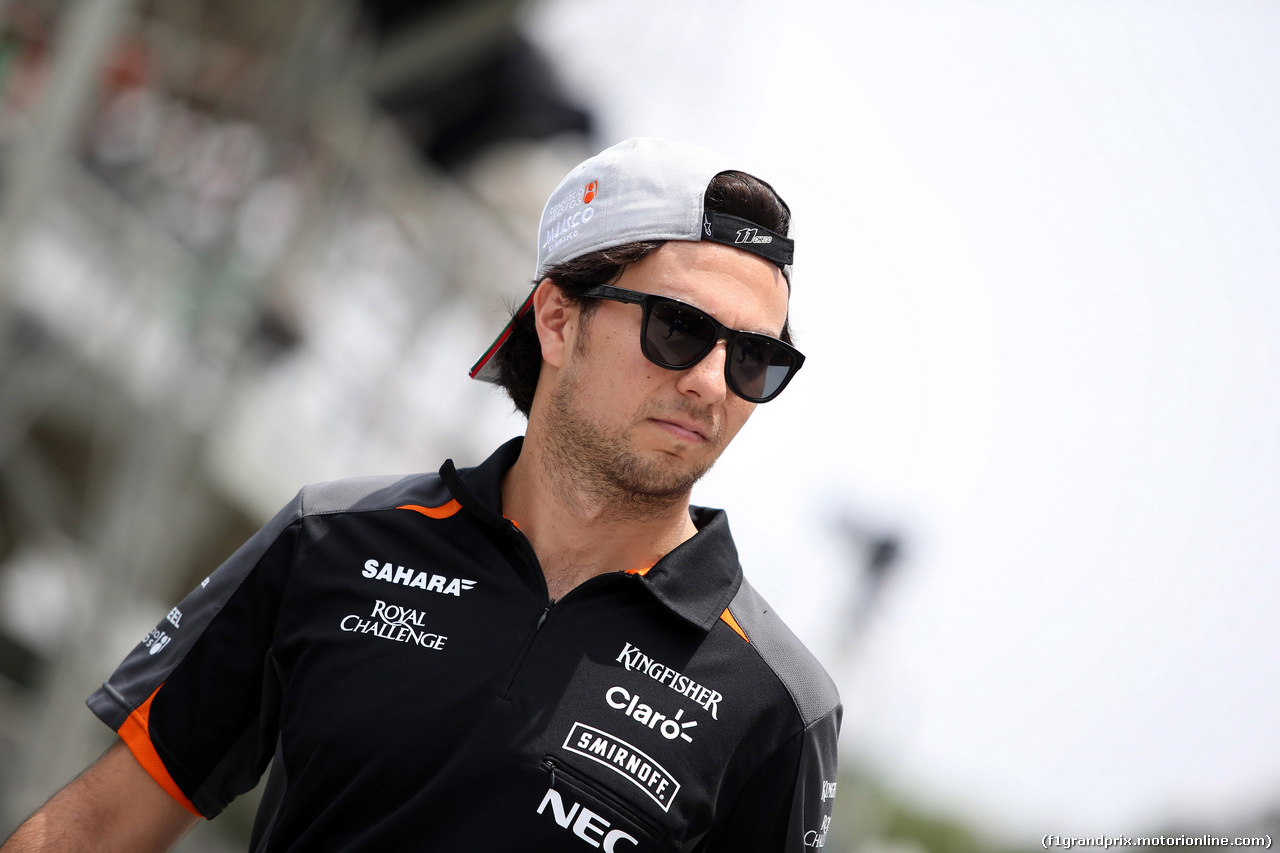 GP BRASILE, 12.11.2015 - Sergio Perez (MEX) Sahara Force India F1 VJM08