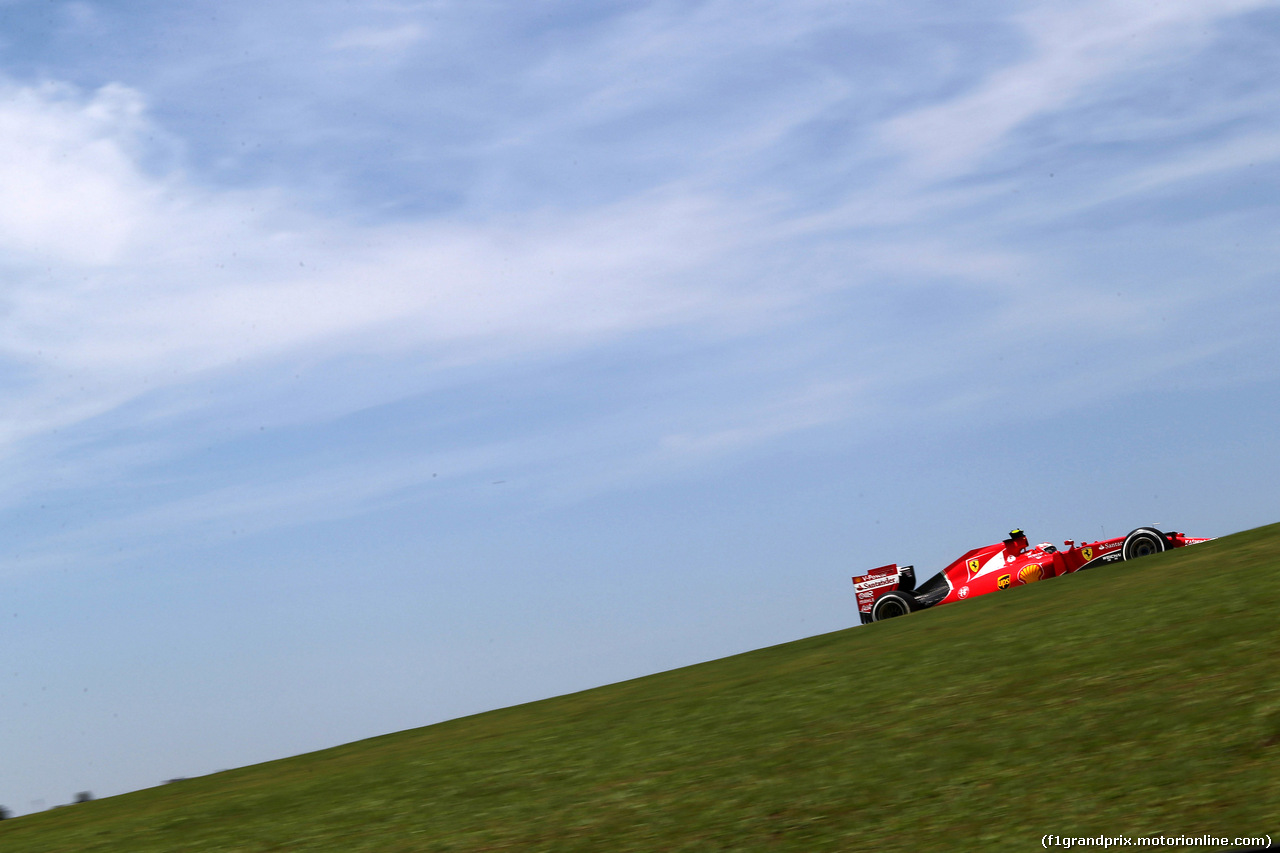 GP BRASILE, 14.11.2015 - Prove Libere 3, Kimi Raikkonen (FIN) Ferrari SF15-T