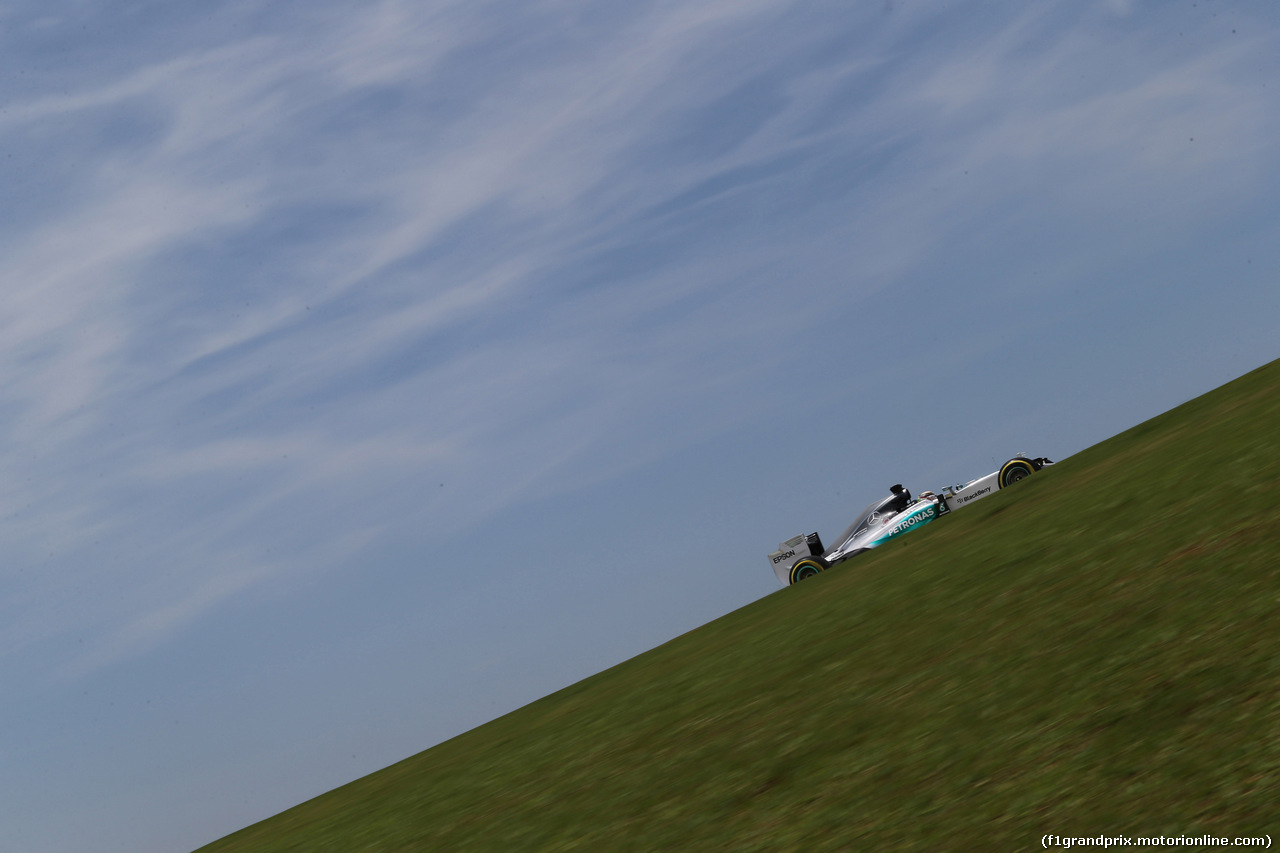 GP BRASILE, 14.11.2015 - Prove Libere 3, Lewis Hamilton (GBR) Mercedes AMG F1 W06