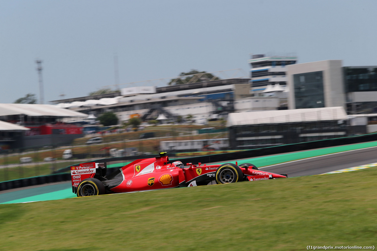 GP BRASILE, 14.11.2015 - Prove Libere 3, Kimi Raikkonen (FIN) Ferrari SF15-T