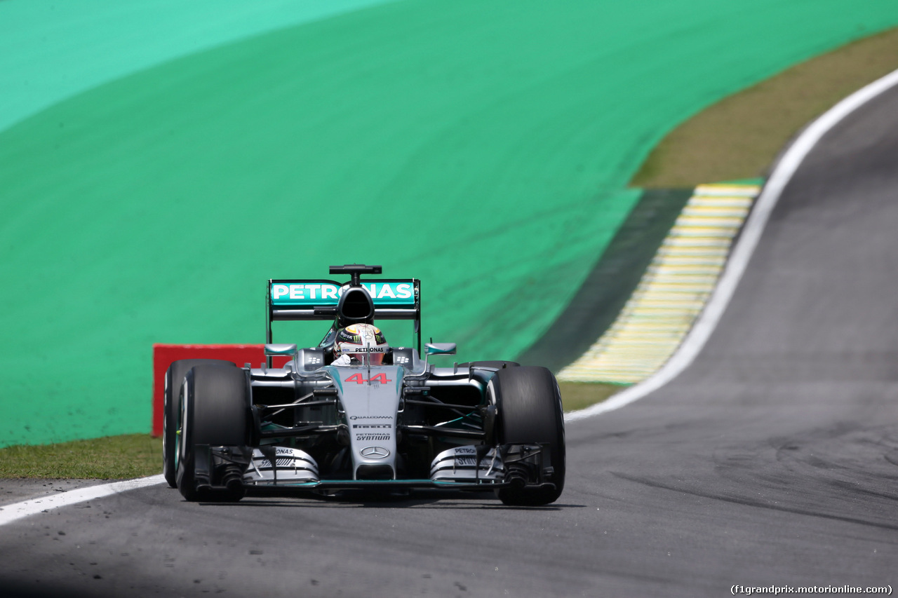 GP BRASILE, 14.11.2015 - Prove Libere 3, Lewis Hamilton (GBR) Mercedes AMG F1 W06