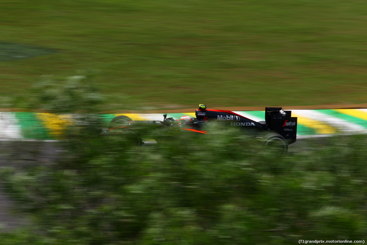 GP BRASILE, 14.11.2015 - Prove Libere 3, Jenson Button (GBR)  McLaren Honda MP4-30.