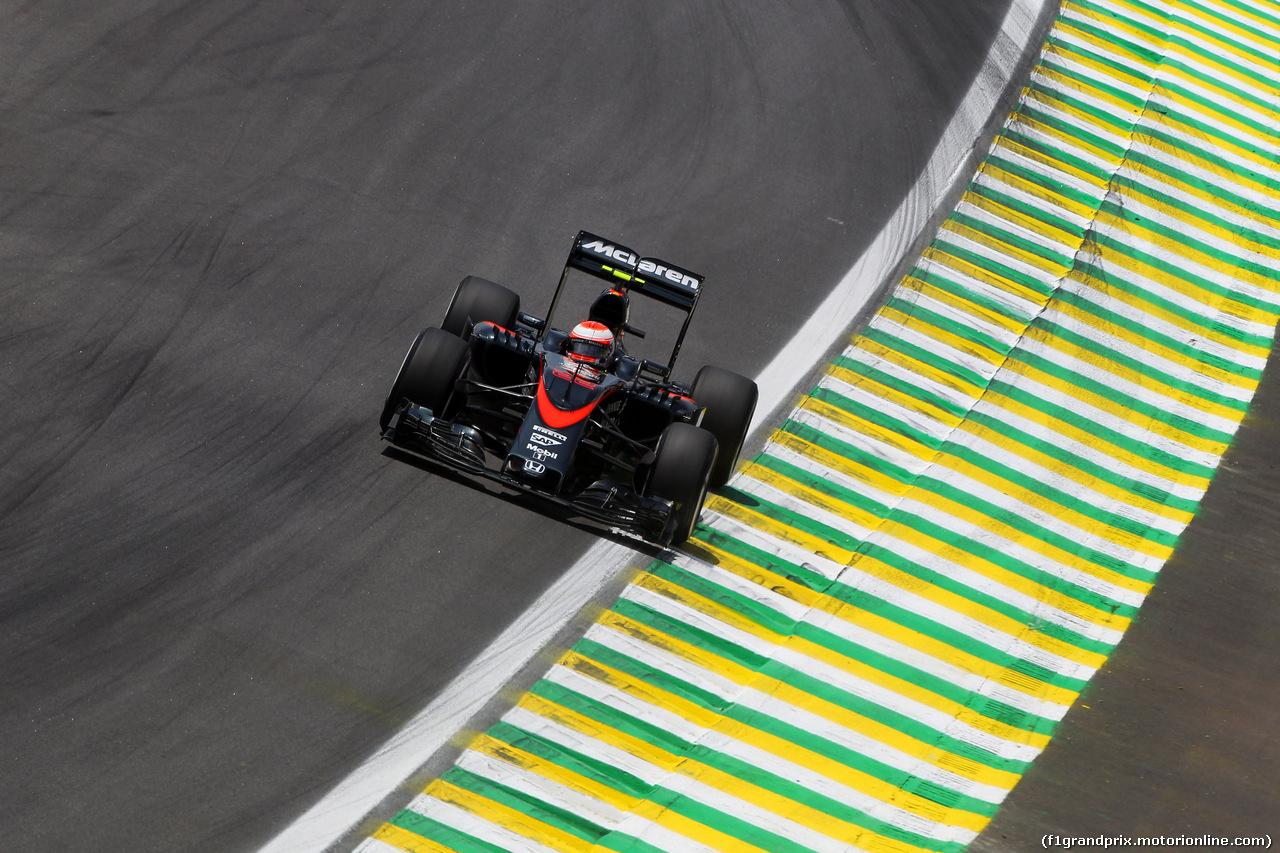 GP BRASILE, 14.11.2015 - Prove Libere 3, Jenson Button (GBR)  McLaren Honda MP4-30.