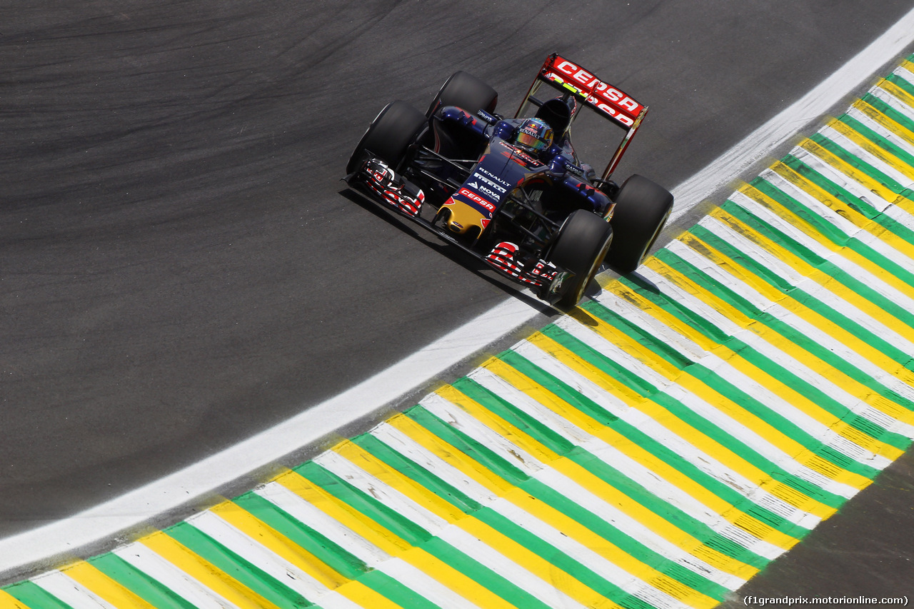 GP BRASILE, 14.11.2015 - Prove Libere 3, Carlos Sainz Jr (ESP) Scuderia Toro Rosso STR10