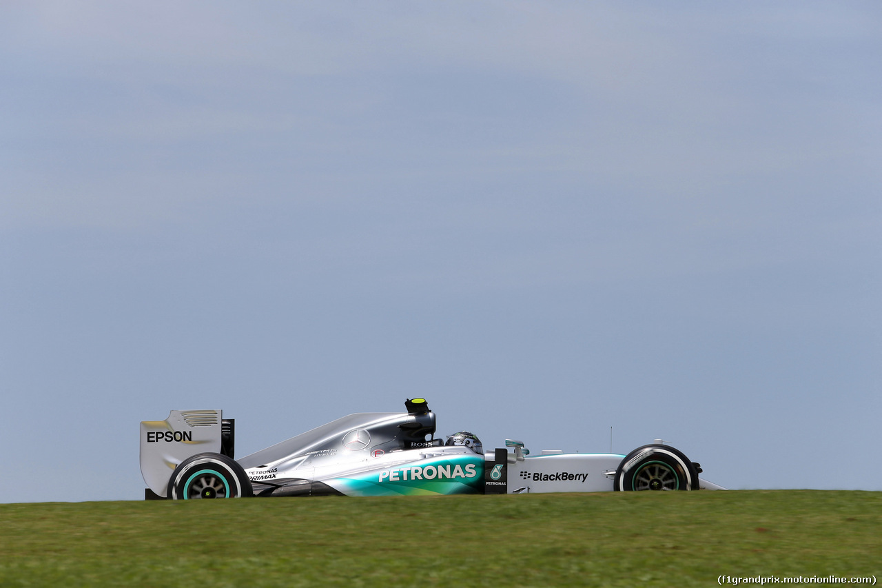 GP BRASILE, 14.11.2015 - Prove Libere 3, Nico Rosberg (GER) Mercedes AMG F1 W06