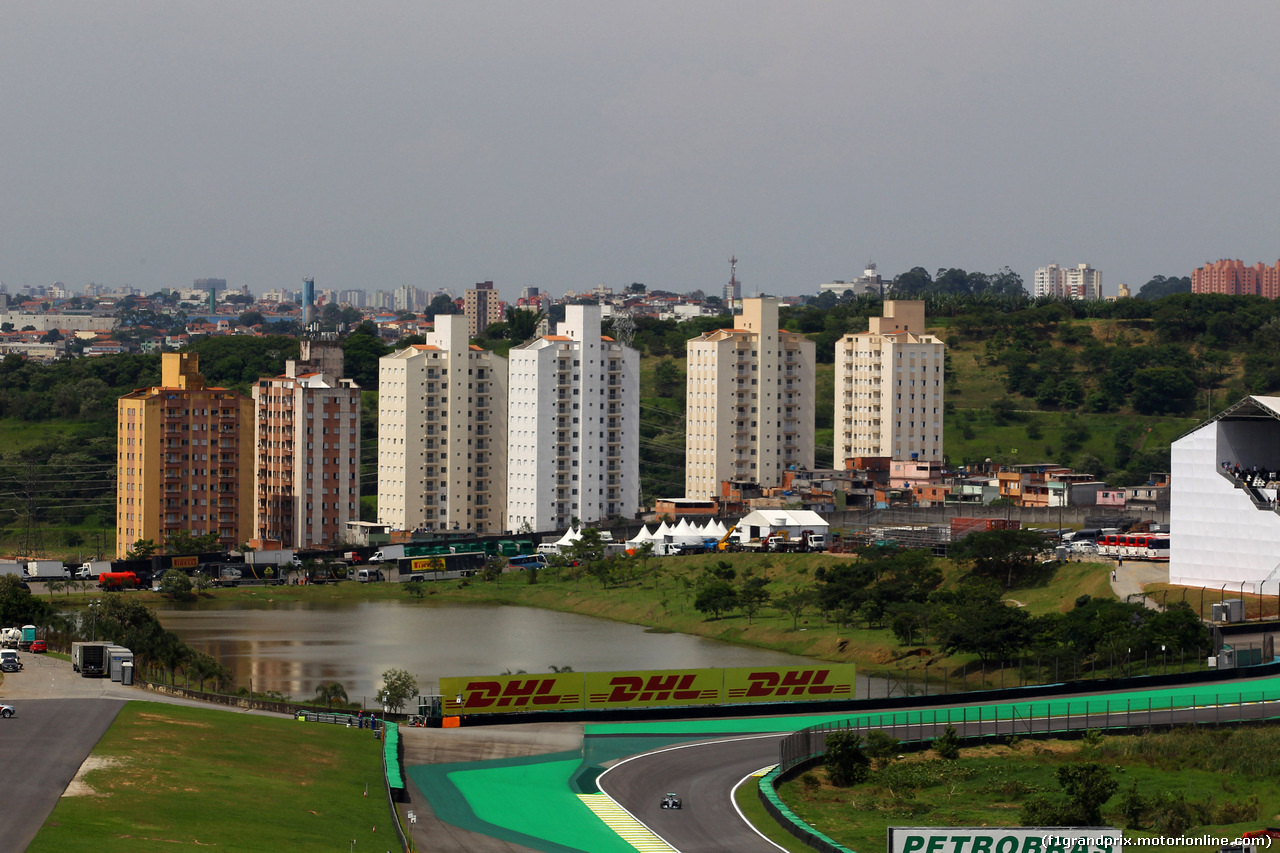 GP BRASILE, 14.11.2015 - Qualifiche, Nico Rosberg (GER) Mercedes AMG F1 W06