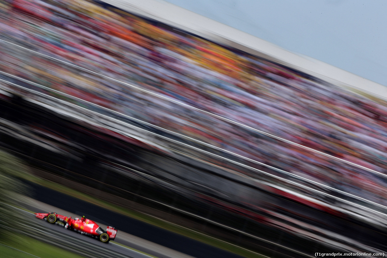 GP BRASILE, 14.11.2015 - Qualifiche, Kimi Raikkonen (FIN) Ferrari SF15-T
