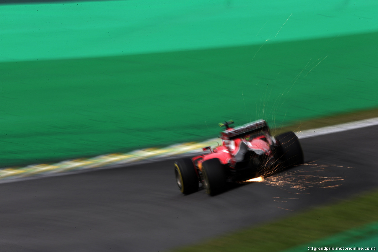 GP BRASILE, 14.11.2015 - Qualifiche, Kimi Raikkonen (FIN) Ferrari SF15-T