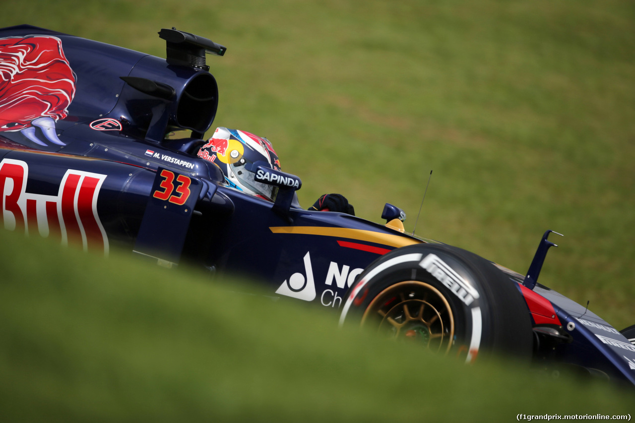 GP BRASILE, 13.11.2015 - Prove Libere 1, Max Verstappen (NED) Scuderia Toro Rosso STR10