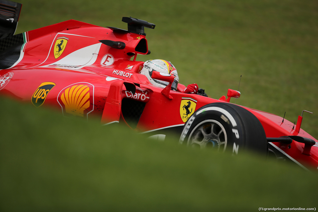 GP BRASILE, 13.11.2015 - Prove Libere 1, Sebastian Vettel (GER) Ferrari SF15-T