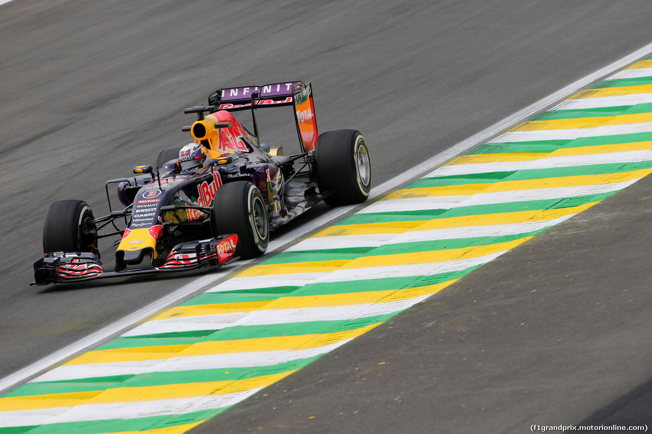 GP BRASILE, 13.11.2015 - Prove Libere 1, Daniel Ricciardo (AUS) Red Bull Racing RB11