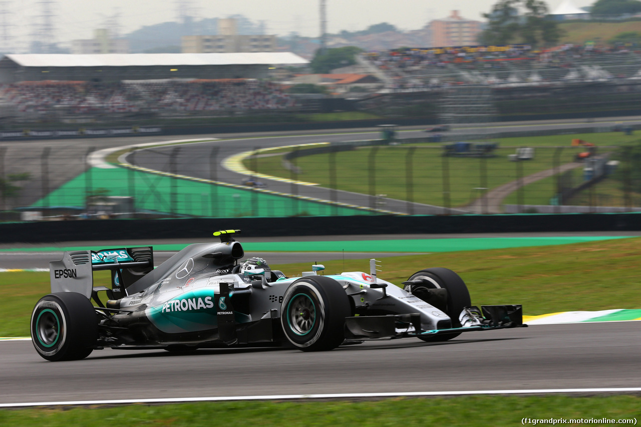 GP BRASILE, 13.11.2015 - Prove Libere 1, Nico Rosberg (GER) Mercedes AMG F1 W06