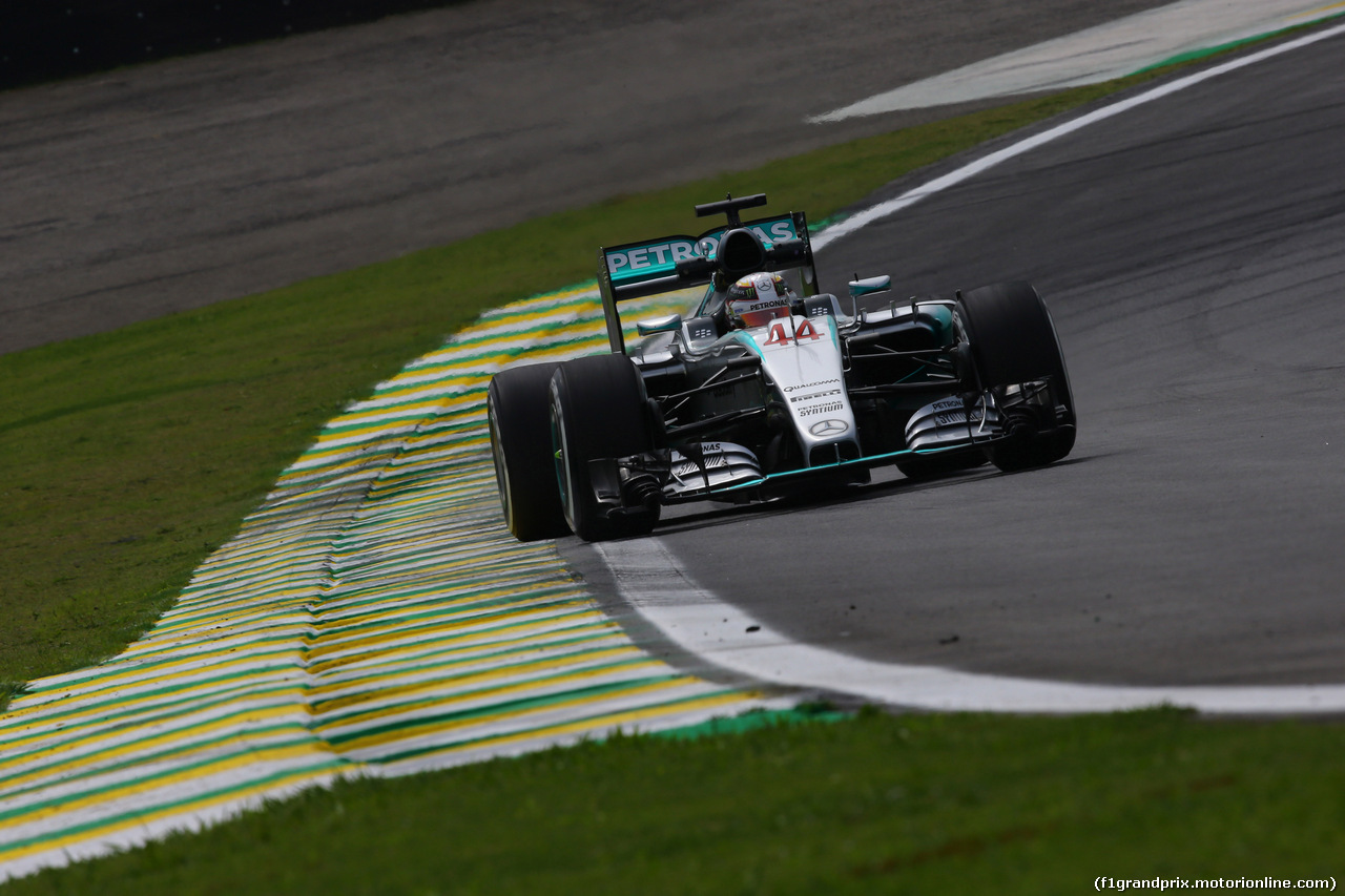 GP BRASILE, 13.11.2015 - Prove Libere 1, Lewis Hamilton (GBR) Mercedes AMG F1 W06