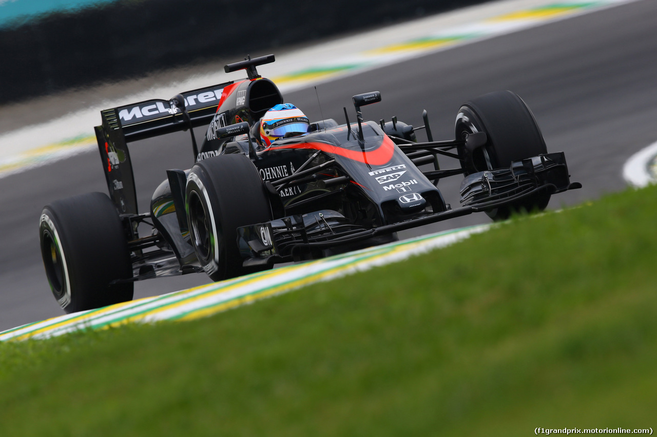 GP BRASILE, 13.11.2015 - Prove Libere 1, Fernando Alonso (ESP) McLaren Honda MP4-30